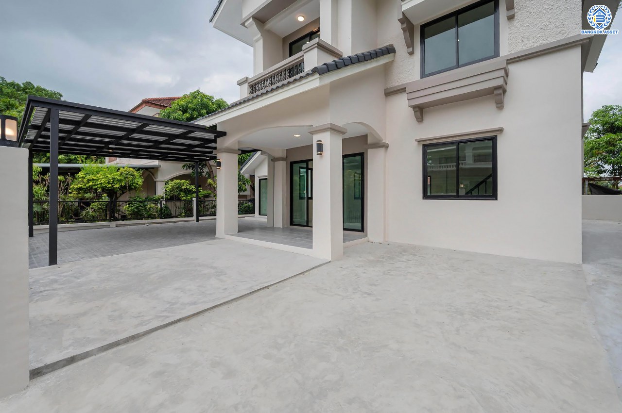 บ้านมือสองตกแต่งใหม่ คุณภาพแบรนด์ LH โครงการ ชลลดา บางบัวทอง เนื้อที่ 83 ตร.ว. ตกแต่งหรูหรา ฟังก์ชันจัดเต็ม 5 ห้องนอน 3 ห้องน้ำ จอดรถได้ 2 คัน พร้อม Facilities ครบ! บนทำเลคุณภาพ เชื่อมต่อได้หลายเส้นทาง ใกล้เซ็นทรัลเวสต์เกต และรถไฟฟ้า "สถานีบางพลู"